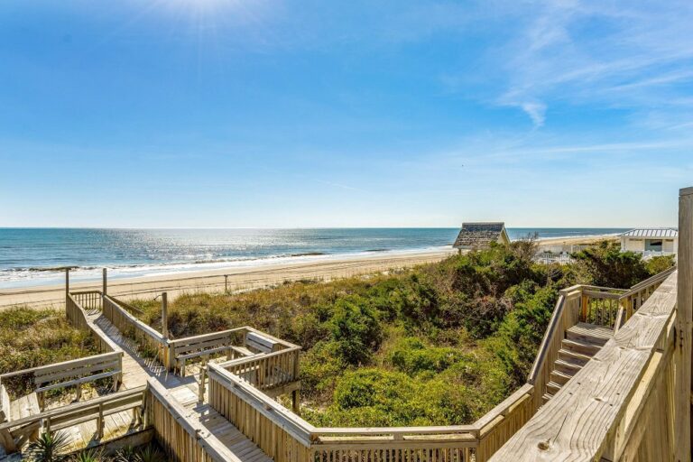 Carolina Clipper East - Emerald Isle Realty Featured Property of the Week