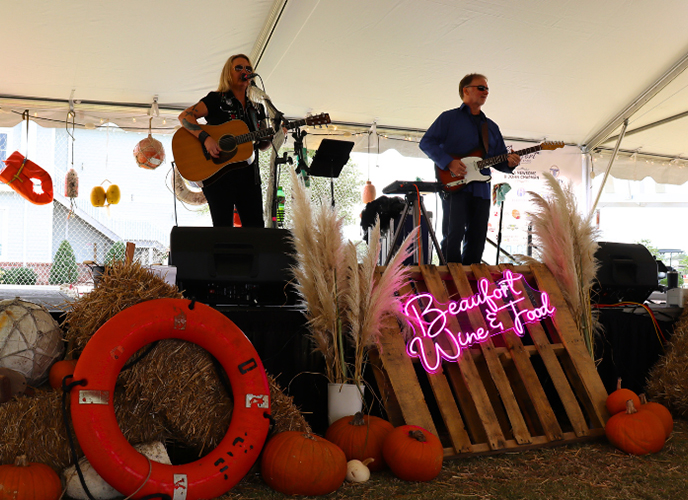 Beaufort Wine & Food Oyster Roast