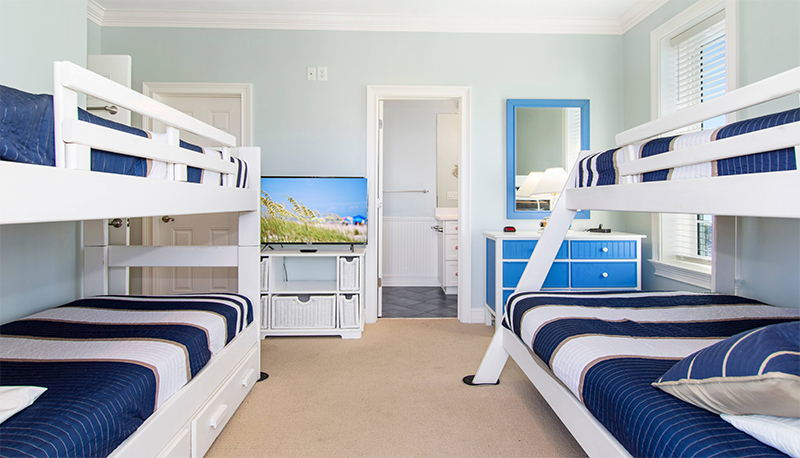 Dream Maker bedroom with bunk beds